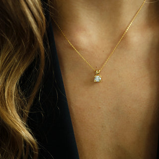 Elya by Aagaard 8 kt. guldvedhæng med 1,0 ct. lab-grown diamant – 1680-LG-G8-1,0