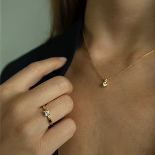 Elya by Aagaard 8 kt. guldring med 0,25 ct. lab-grown diamant – 1800-LG-G8-0,25