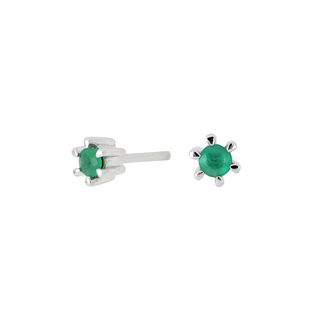 14kt. hvidguldsørestikker m/smaragd 2,5mm