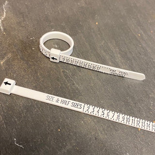 Ring måler i plastik