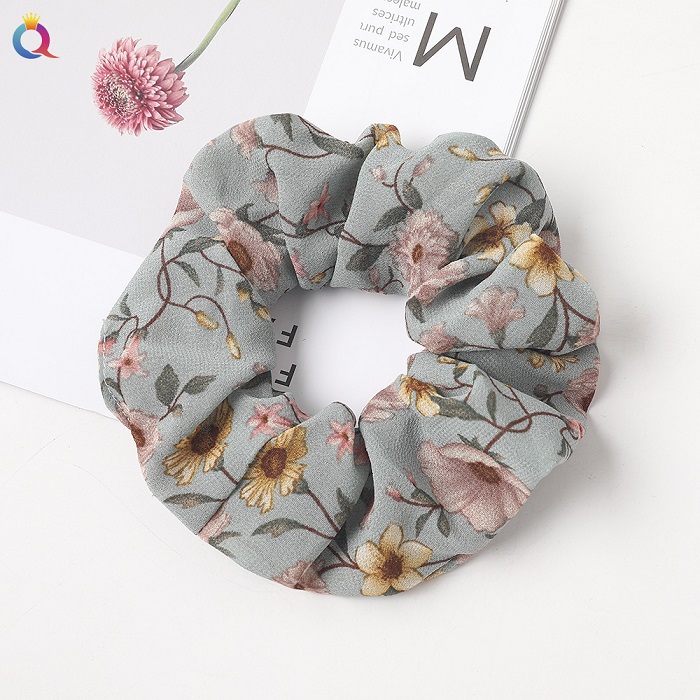 Hårelastik - grøn med blomster