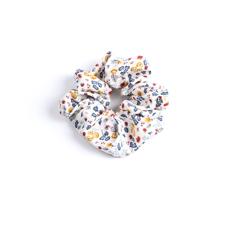 Hårelastik - hvid med blomster 821048