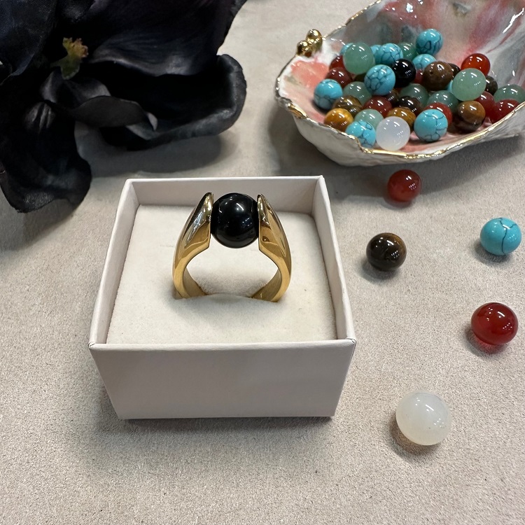 Donnatella sort onyx sten 10 mm.