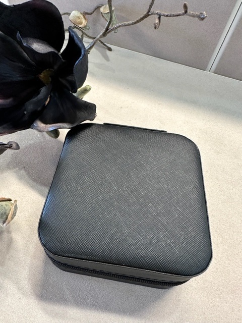 Donnatella smykkeskrin sort 989155